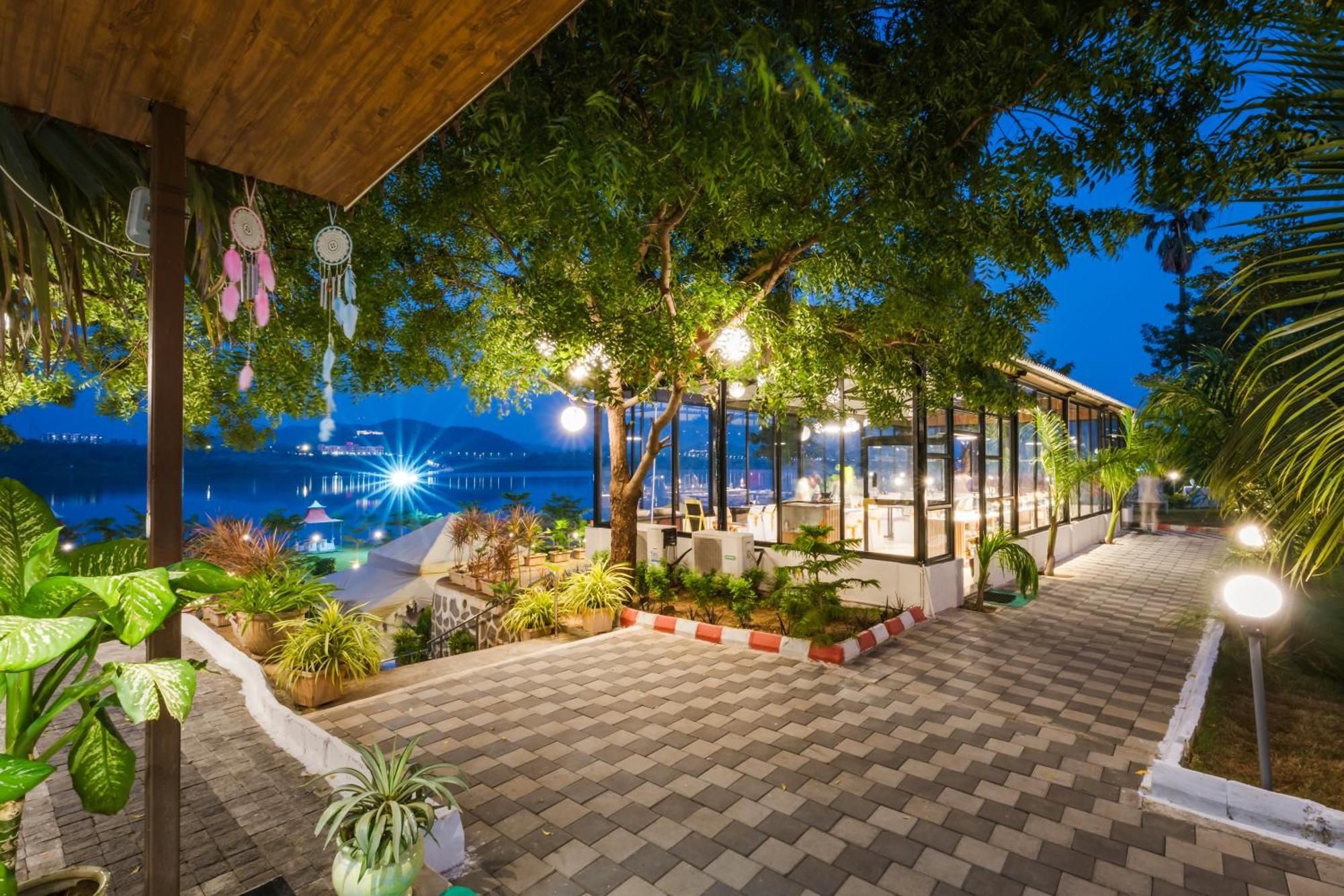 Riverview Tent Resort Kevadia Exterior foto