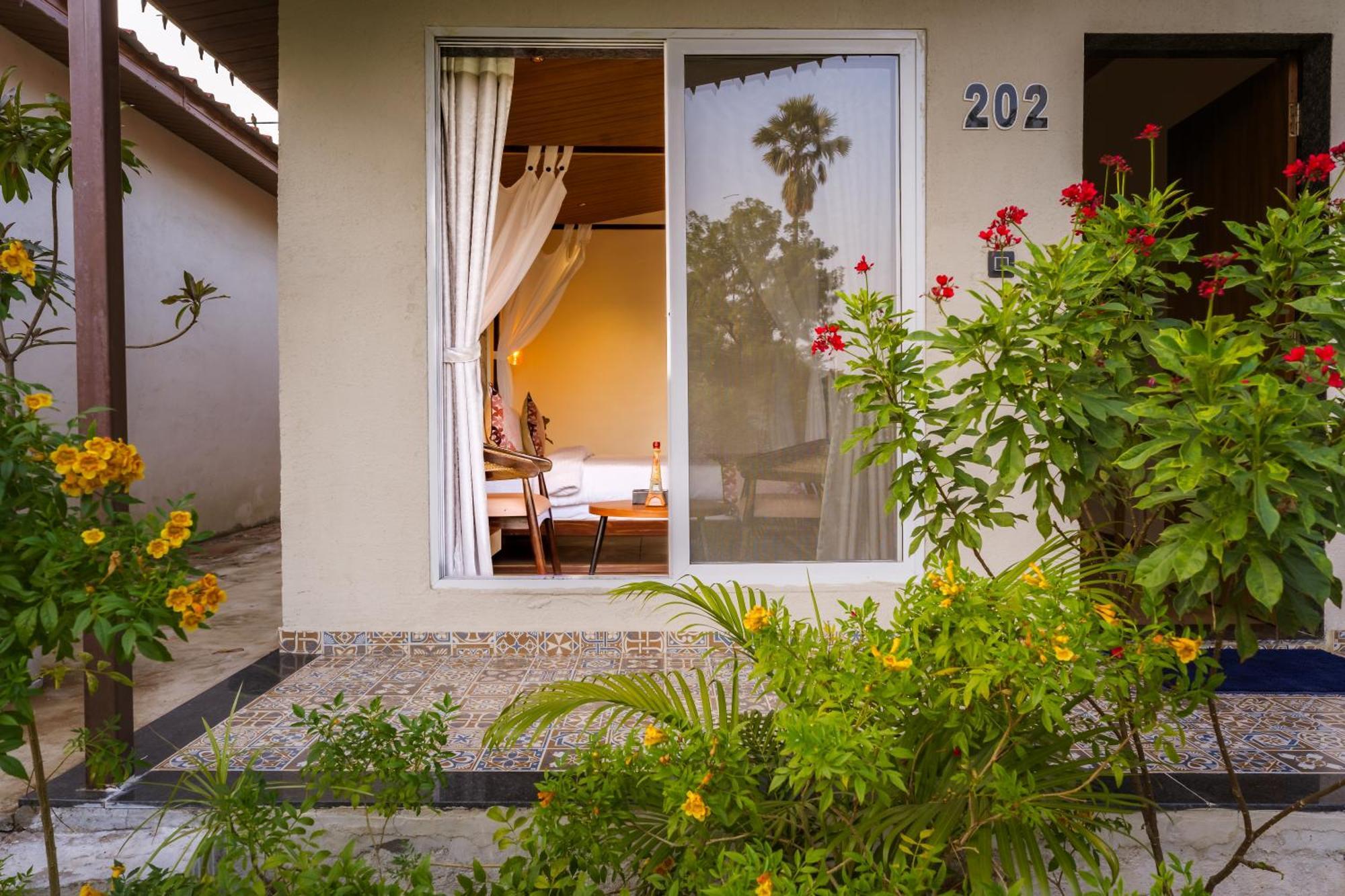 Riverview Tent Resort Kevadia Exterior foto